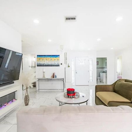New Luxury Entertaining House With Pool Spa Sauna Tesla Charger Pets Los Angeles Extérieur photo