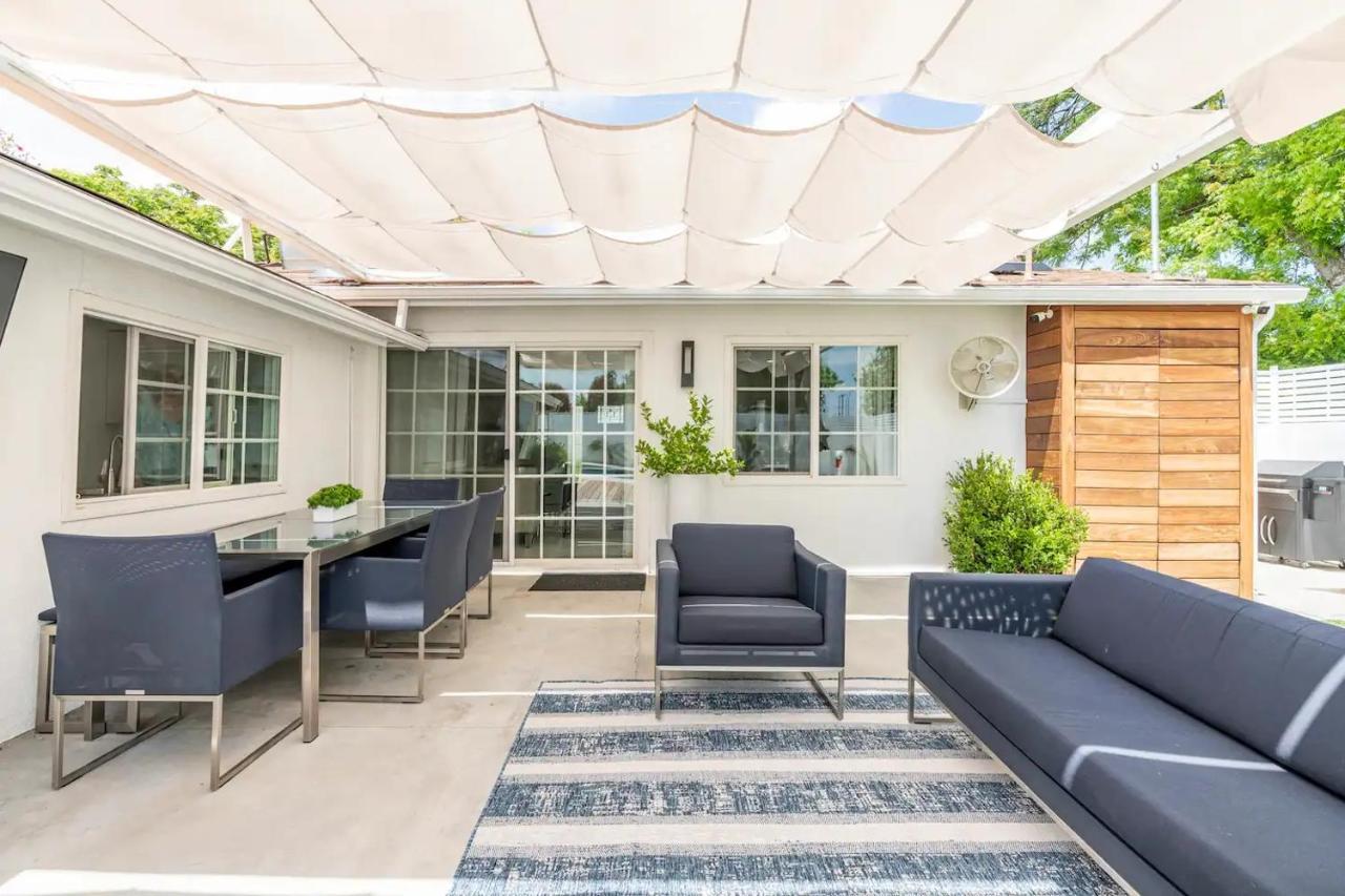 New Luxury Entertaining House With Pool Spa Sauna Tesla Charger Pets Los Angeles Extérieur photo