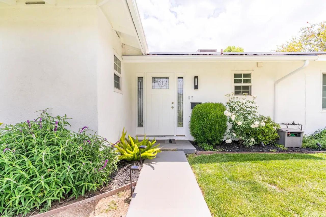 New Luxury Entertaining House With Pool Spa Sauna Tesla Charger Pets Los Angeles Extérieur photo